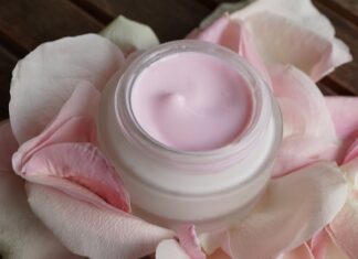 Jakie serum do biustu? Jakie serum do biustu?